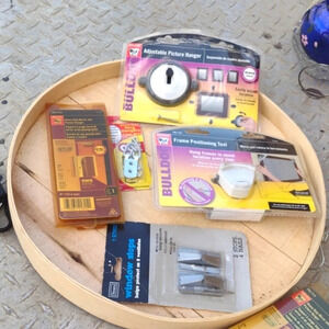 Picture Hangers with Bonus